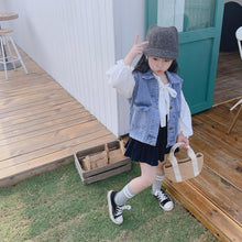 將圖片載入圖庫檢視器 【Y202018】2020春款韓版娃娃領襯衫女童寶寶可愛燈籠袖娃娃衫襯衣-20200304
